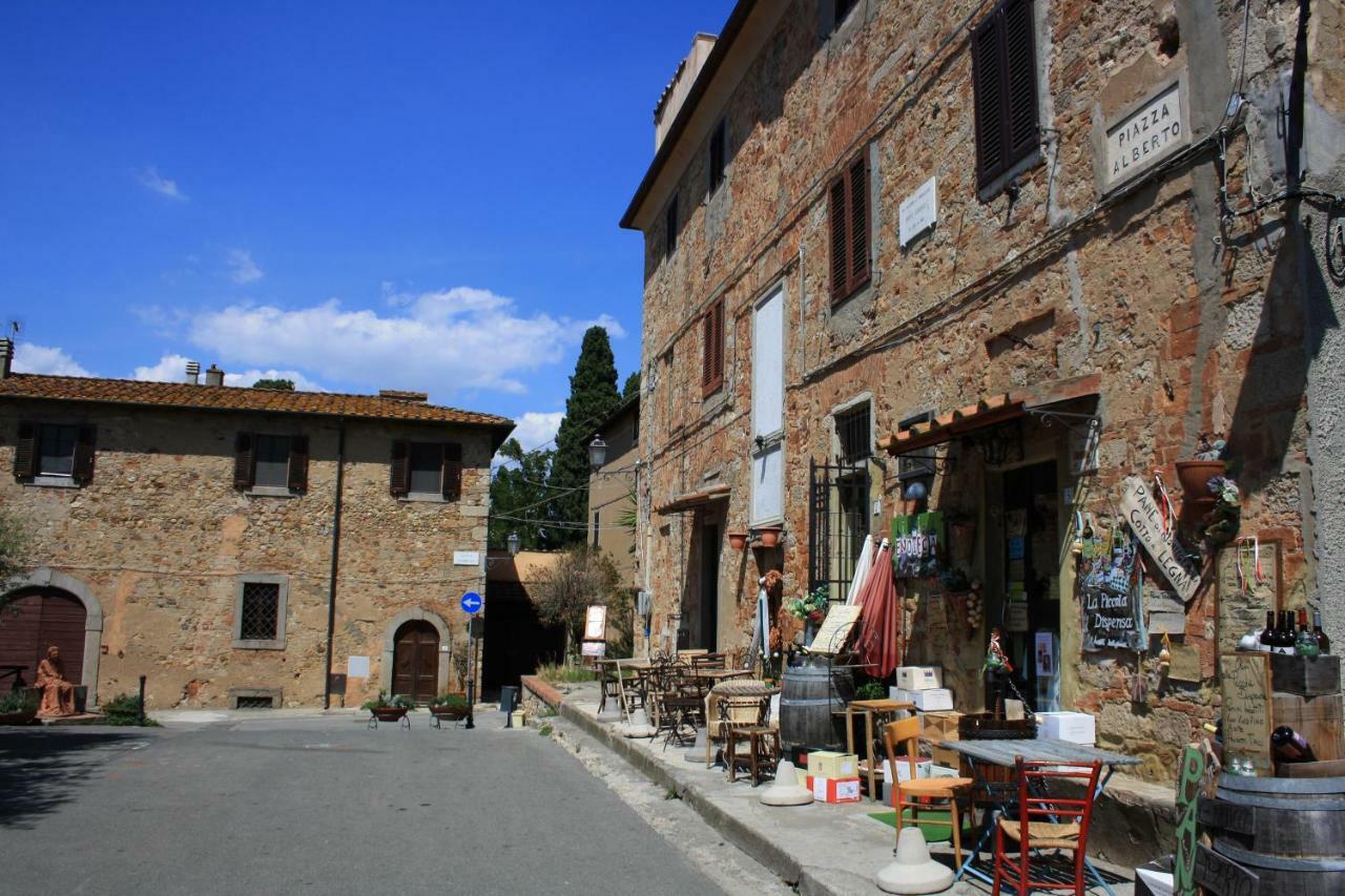 Strada Giulia 16 Hotel Bolgheri Exterior photo